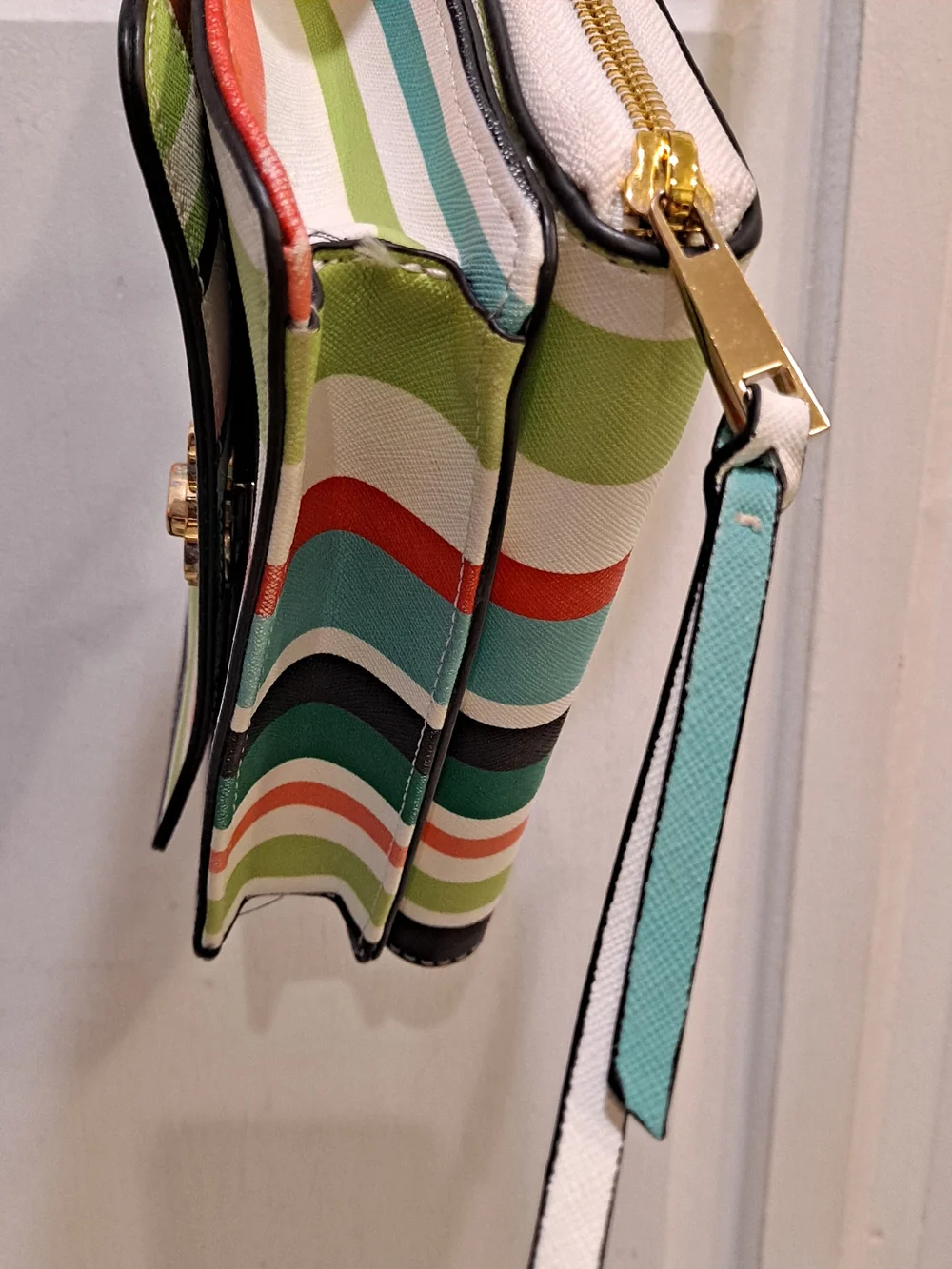 crown & ivy stylish multicolor